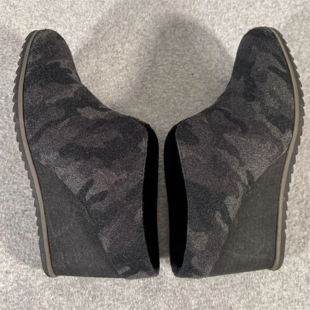 Soul Naturalizer Women's Haley-Mule Gray Camo Wedge Mules Size 9M